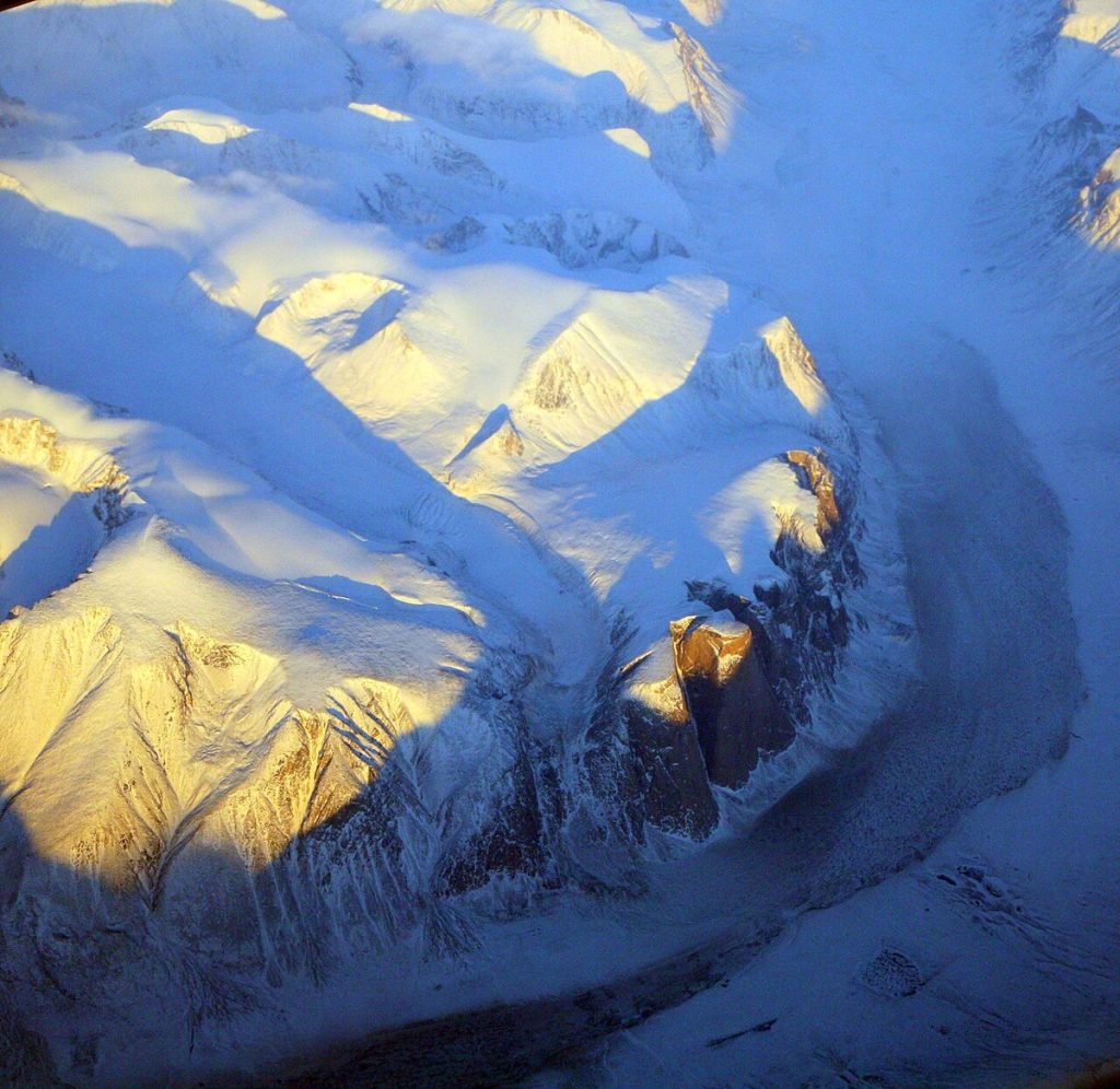 Akshayuk Pass, Auyuittuq National Park.