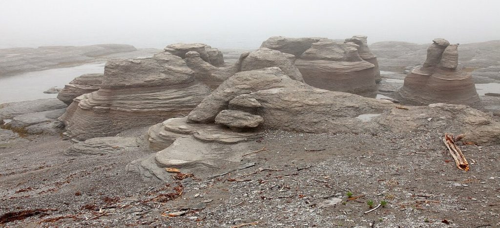 Monoliths on Île Nue, Mingan Archipelago National Park Reserve.