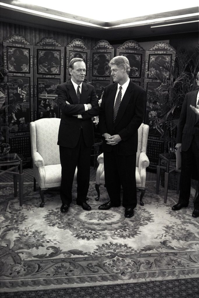 Jean Chrétien and Bill Clinton at the 1993 APEC meeting in Seattle (Ralph Alswang).