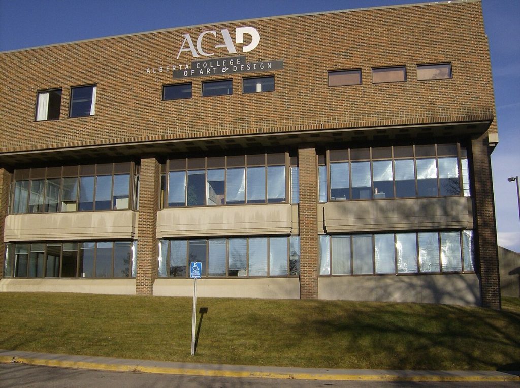 L’édifice de l’Alberta College of Art and Design à Calgary, photographié en 2006; l’établissement est aujourd’hui l’Alberta University of the Arts.
