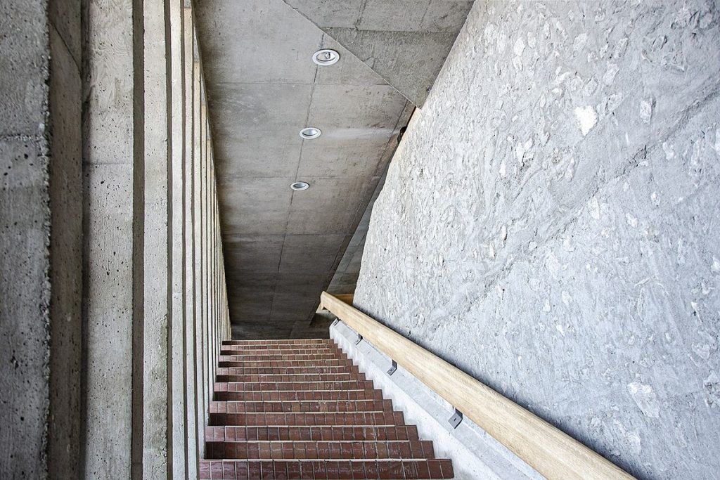 Interior of the Bata Library, Trent University.