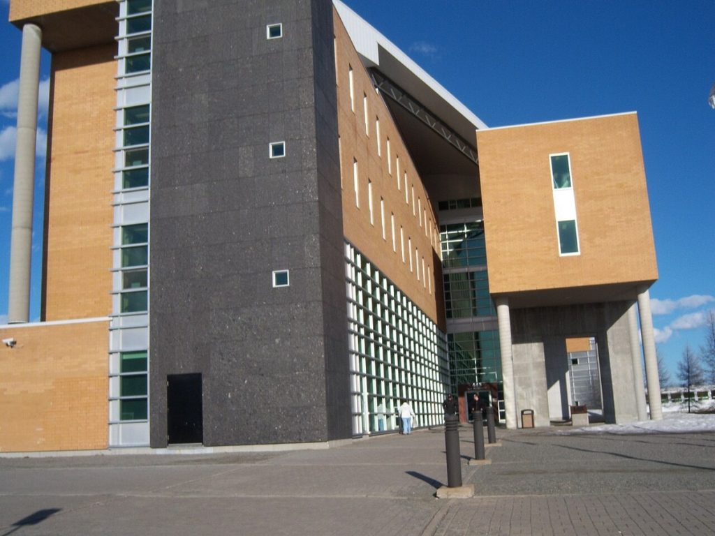 Main building of UQAT’s Rouyn-Noranda campus.