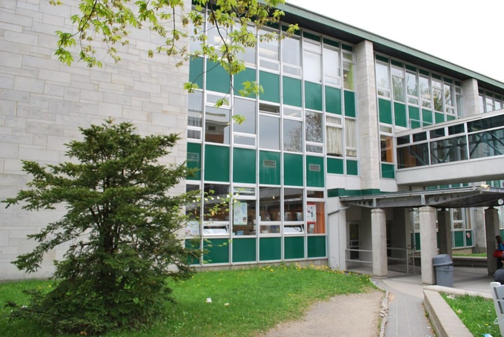Pavillon du Cégep Garneau, Québec.