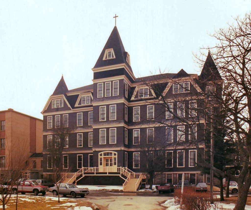 Main building of Université Sainte-Anne, Church Point, circa 1995. The source is a scanned photograph with perspective and contrast adjustments.