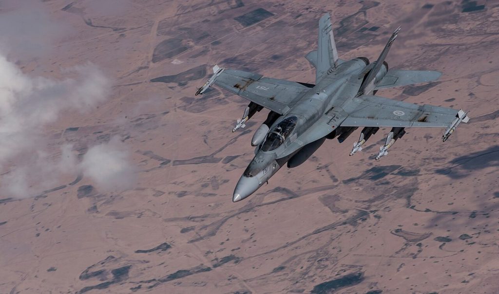 A Royal Canadian Air Force CF-188 Hornet during coalition operations against Daesh, March 2015.