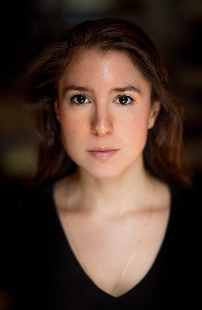 Perrine Leblanc.