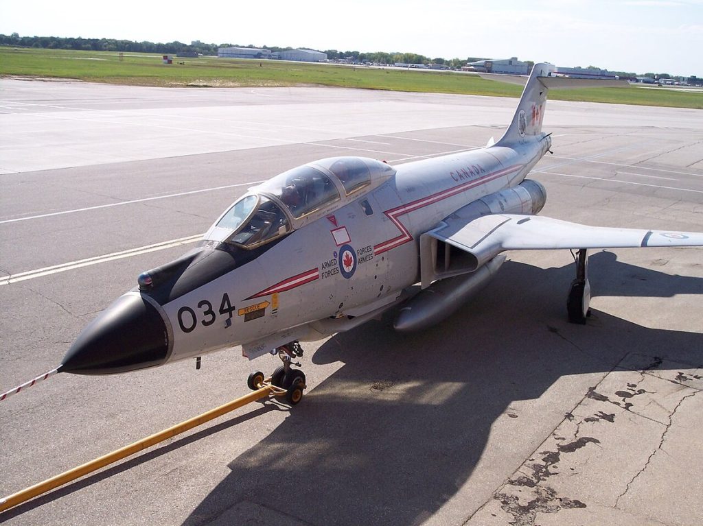 Un CF-101B au Western Canada Aviation Museum, ancien nom du musée, vers 2005.