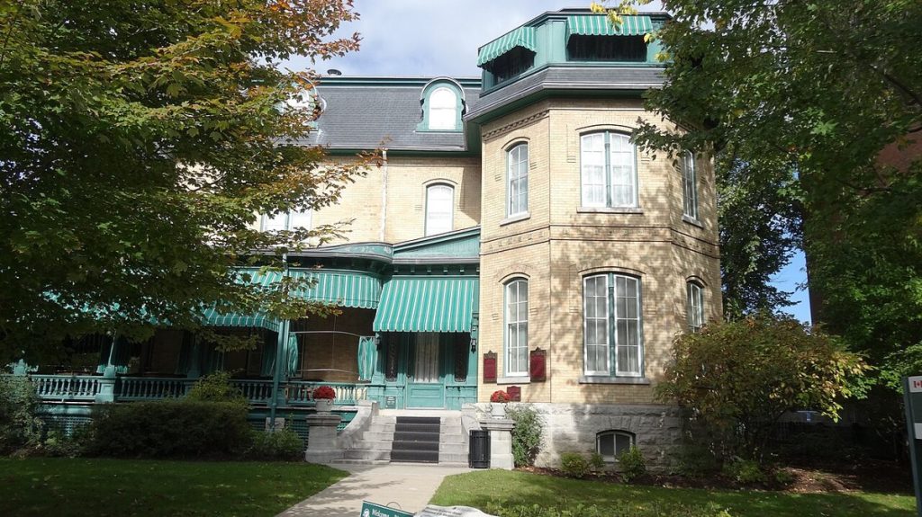 Laurier House in Ottawa, Prime Minister Mackenzie King’s home, next to which the unit worked from 1942 to 1945; photographed in 2014.