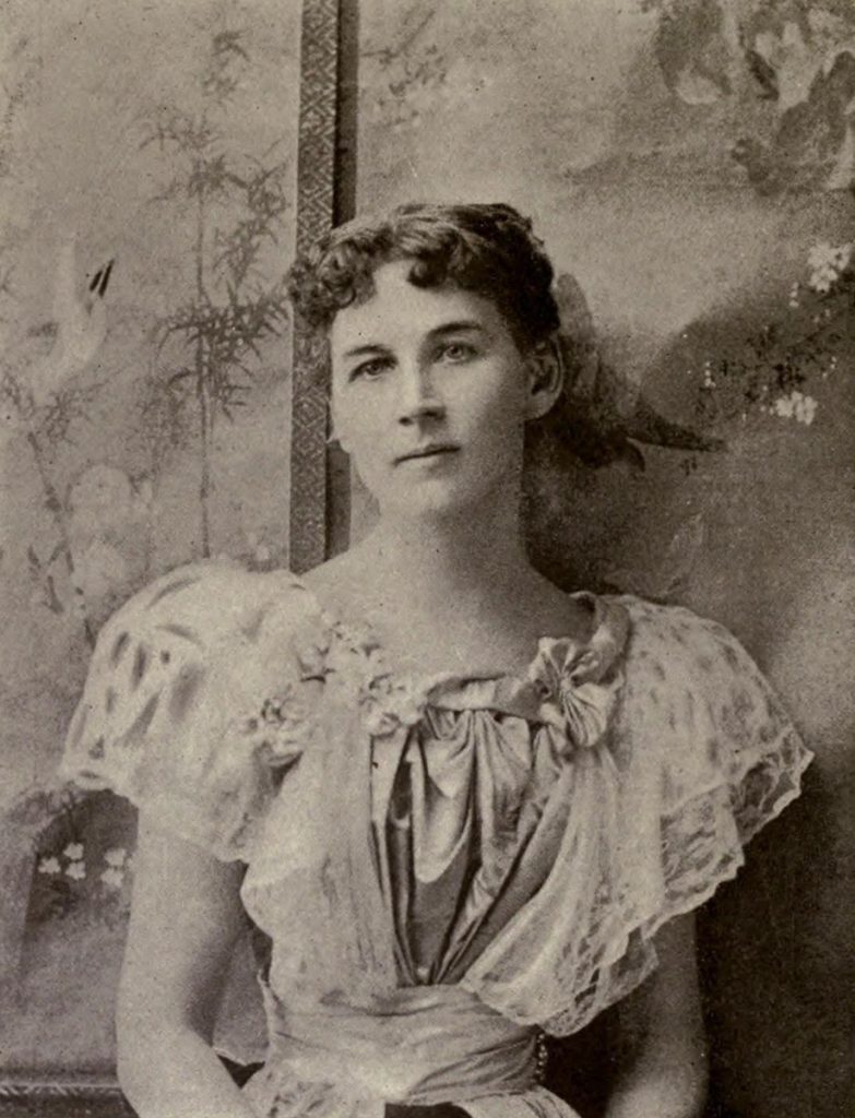 A portrait of Sara Jeannette Duncan, taken no later than 1903.