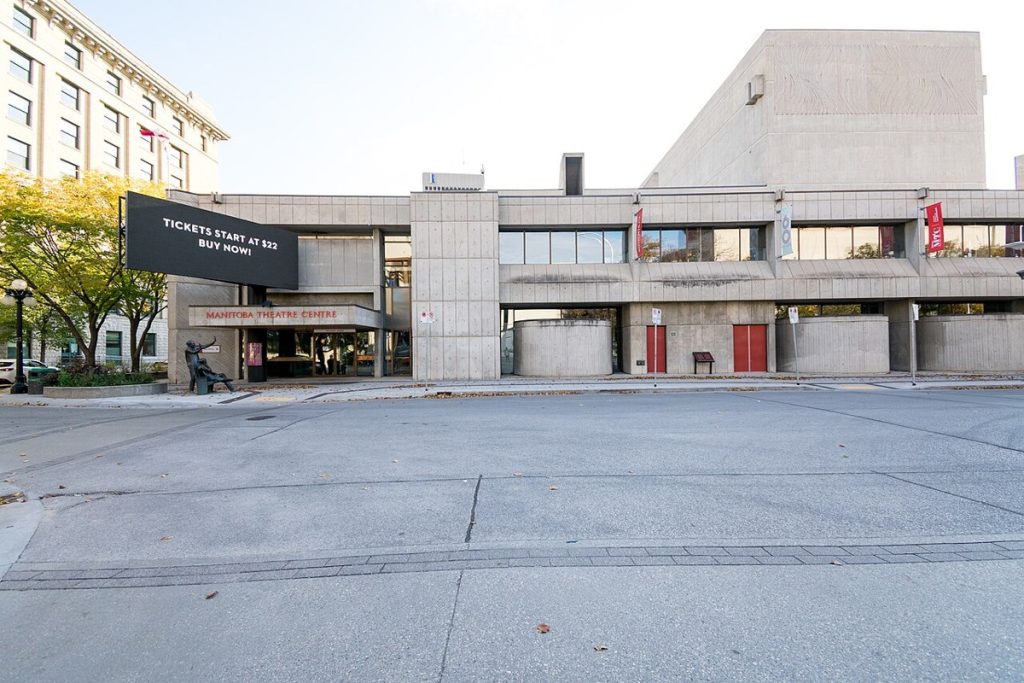 Le Royal Manitoba Theatre Centre à Winnipeg, photographié en 2017.
