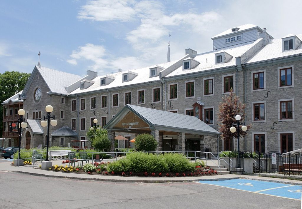 Part of the Hôpital-Général de Québec complex, photographed in 2012.