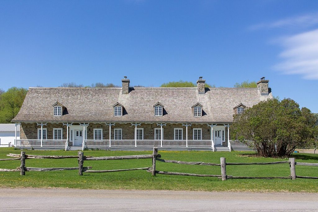 The front of La Petite-Ferme at Cap Tourmente, Quebec, photographed in 2022.