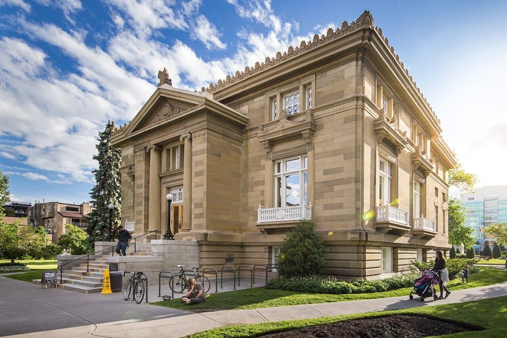 La bibliothèque Memorial Park à Calgary (Alberta), photographiée en 2017.