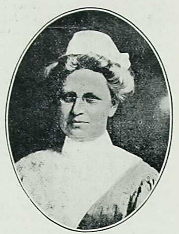 Mary Southcott, portrait published in The Distaff, 1917.