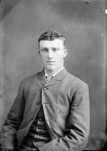 John Wesley Dafoe, April 1885 (Topley Studio).