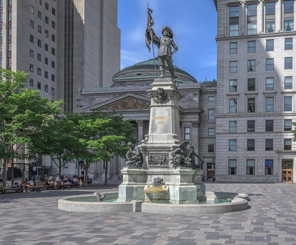 Monument to Paul de Chomedey de Maisonneuve, Place d’Armes, Montréal.